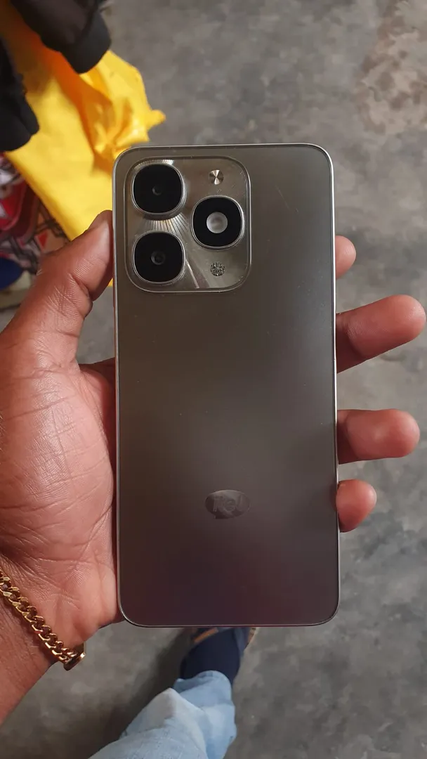 itel A90 (128GB/RAM 3GB) - Como Novo e Bateria de 5000mAh 2