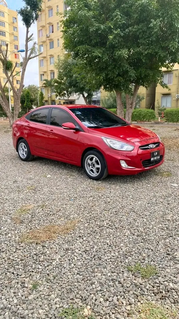 Hyundai Accent 7