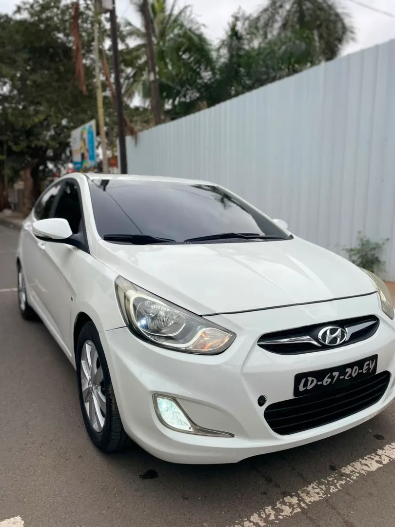 Hyundai Accent 6