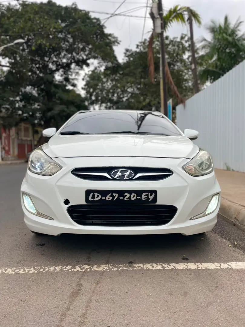 Hyundai Accent 7