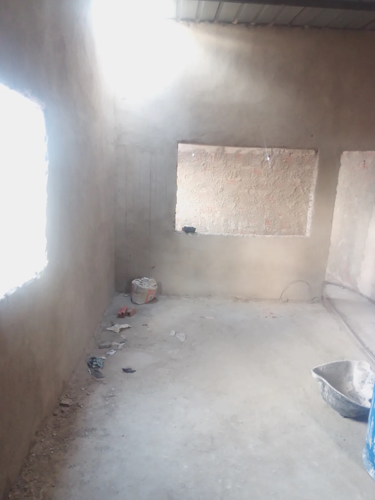 Casa T2 primeiro andar no Morro Bento  1