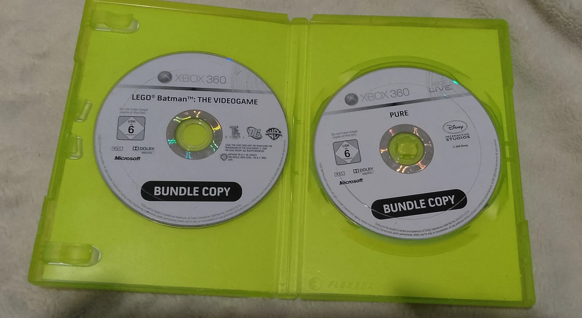 Dois jogos da Xbox 360 2