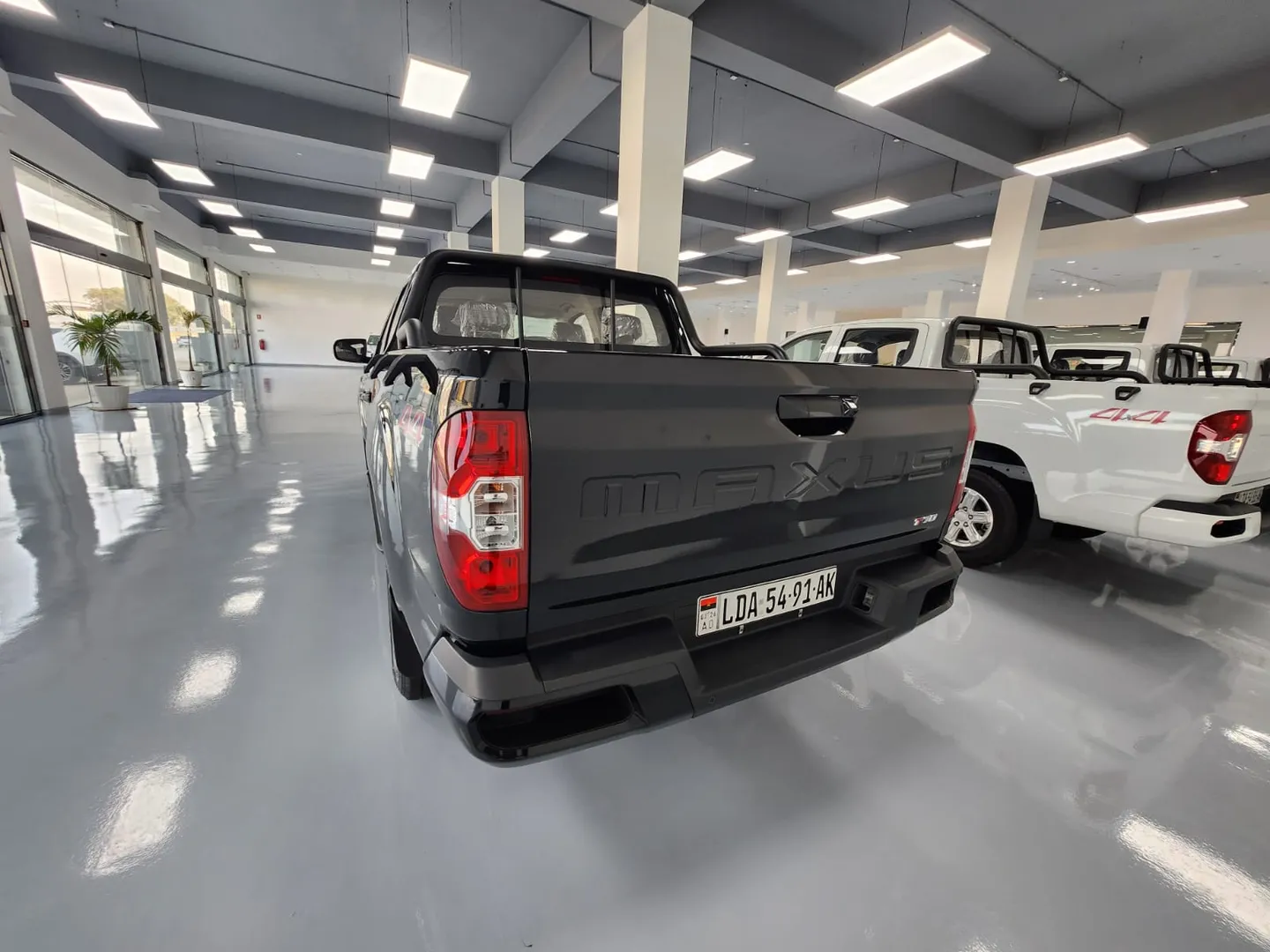Maxus T70 2025 6