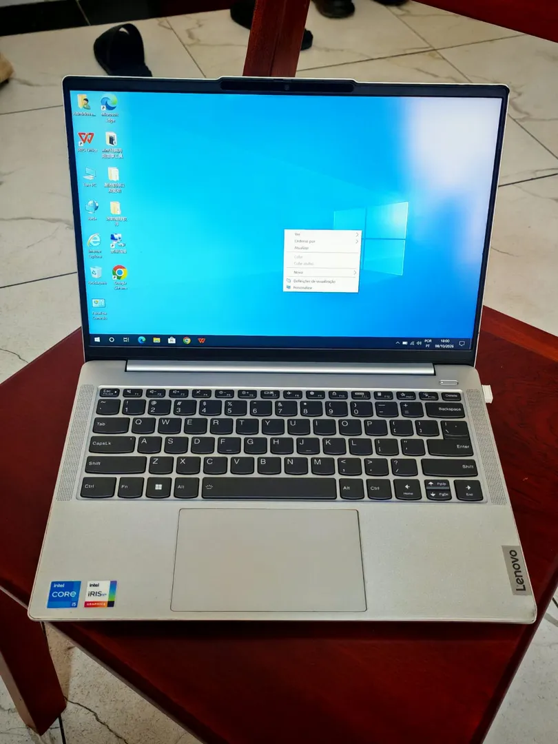 Lenovo  4