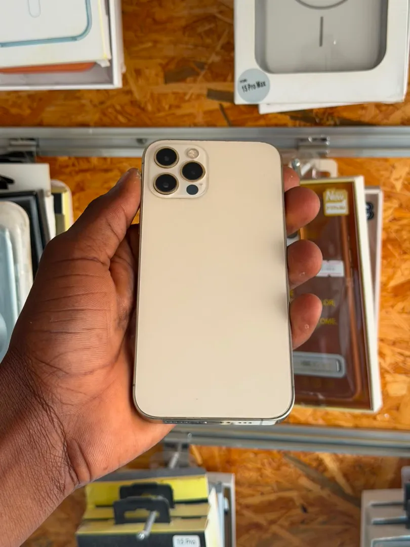iPhone 12 Pro✅  2