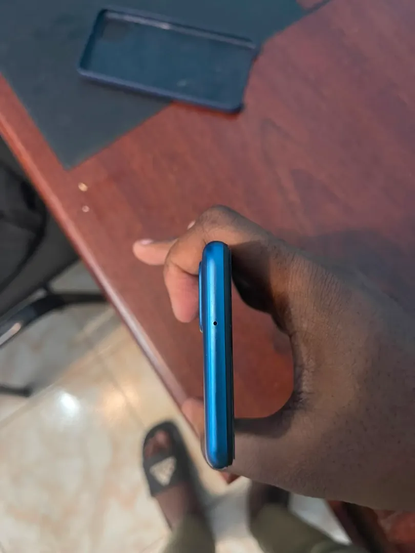 Samsung Galaxy A12 7