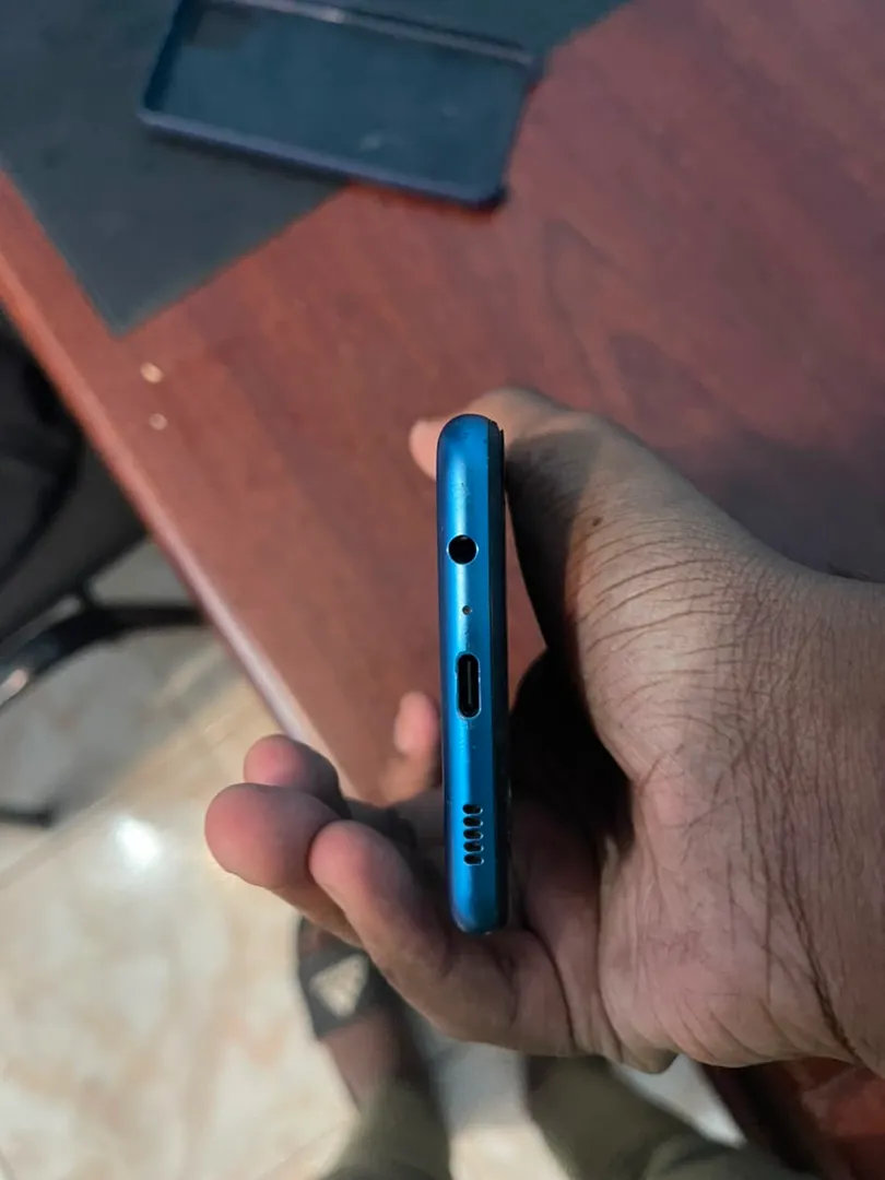 Samsung Galaxy A12 9