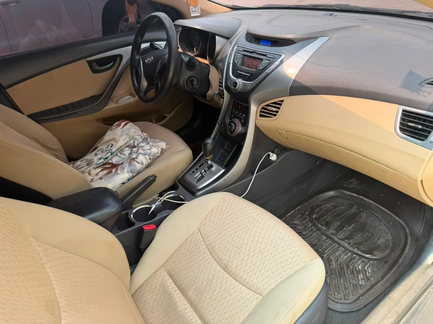 HYUNDAI ELANTRA 5