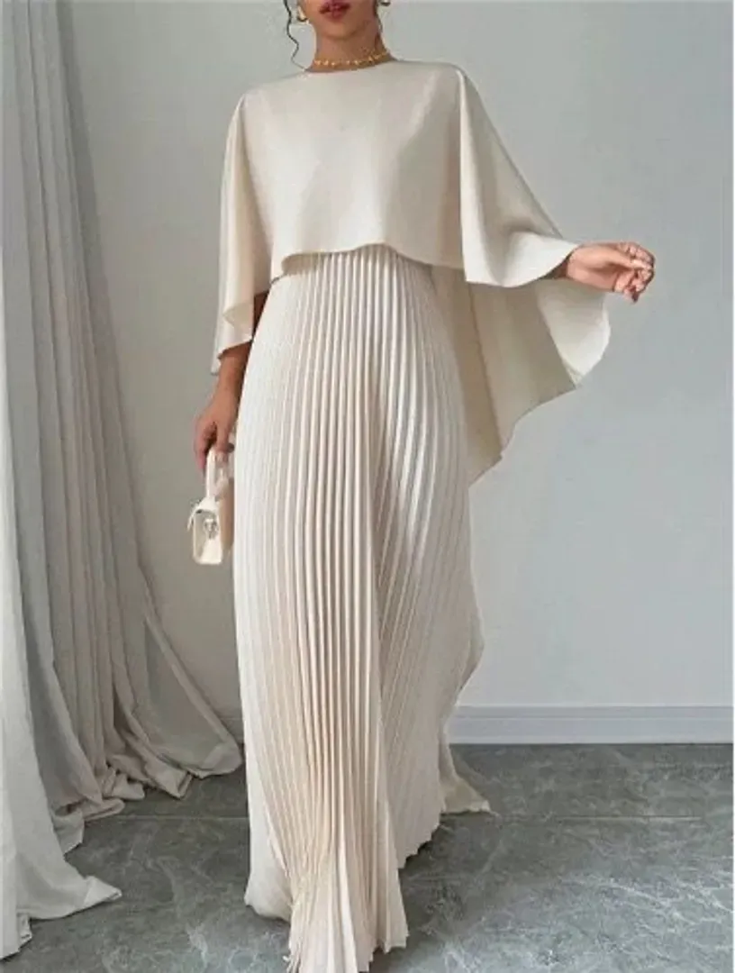 Conjunto Feminino Plissado com Manga Morcego e Saia Assimétrica 1