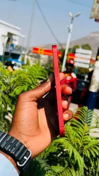Vendo  iPhone 12 normal ✅ Memória 64Gb🧠 Bateria 76%✅ Visor 