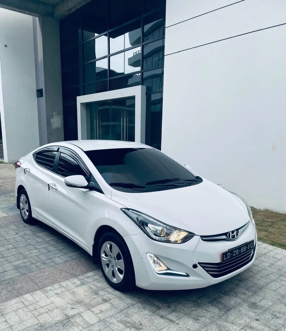 HYUNDAI ELANTRA AUTOMÁTICO!  69 MIL KM  2