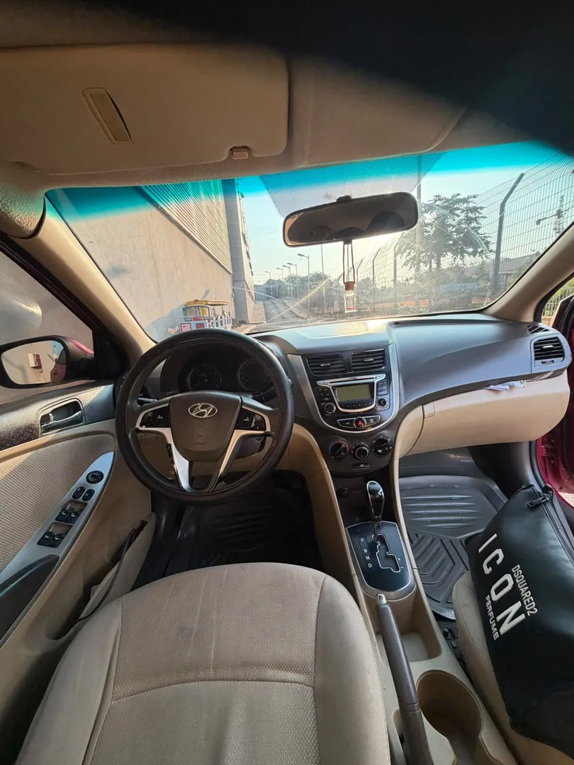 Hyundai Accent 1.6 6
