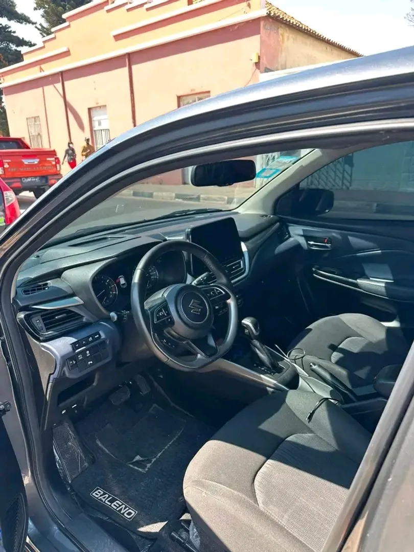Suzuki baleno 5