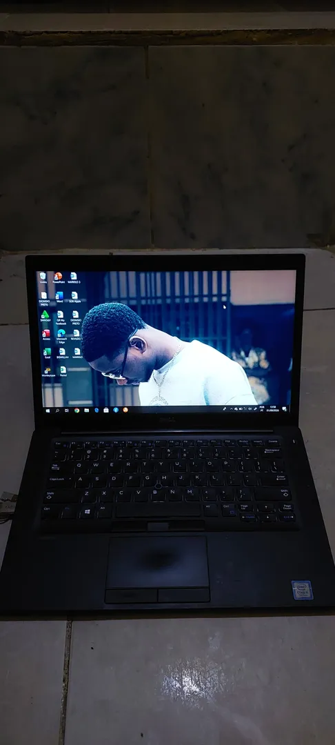 Windows 10 Pro  1