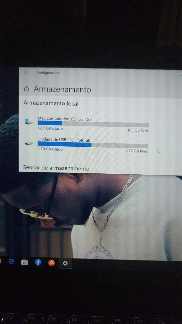 Windows 10 Pro  4