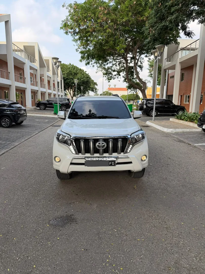 Toyota Land Cruiser Prado TXL  3
