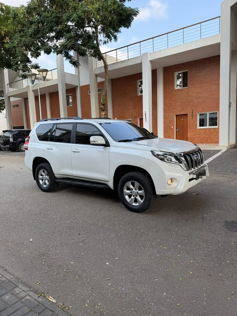 Toyota Land Cruiser Prado TXL  2
