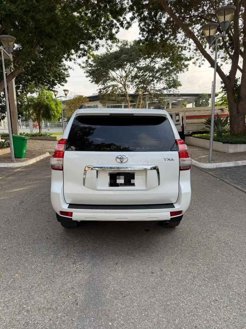 Toyota Land Cruiser Prado TXL  6