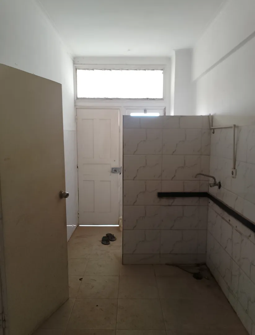 Apartamento T2 para arrendar na Maianga - em frente à Clínica Girassol 4