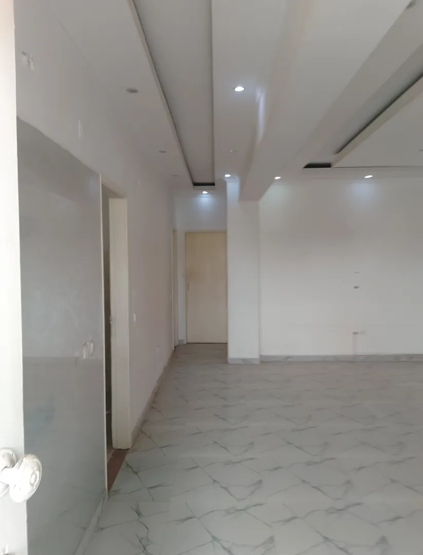 Apartamento T2 para arrendar na Maianga - em frente à Clínica Girassol 9