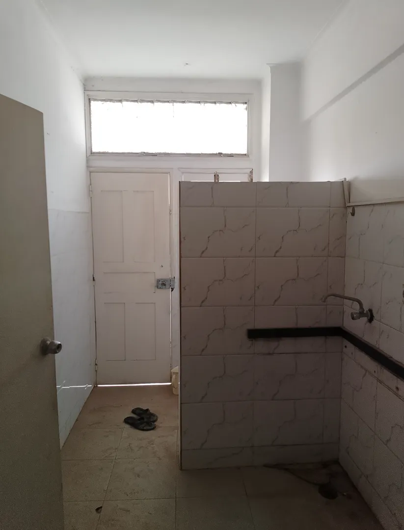 Apartamento T2, na Maianga para arrendar 8